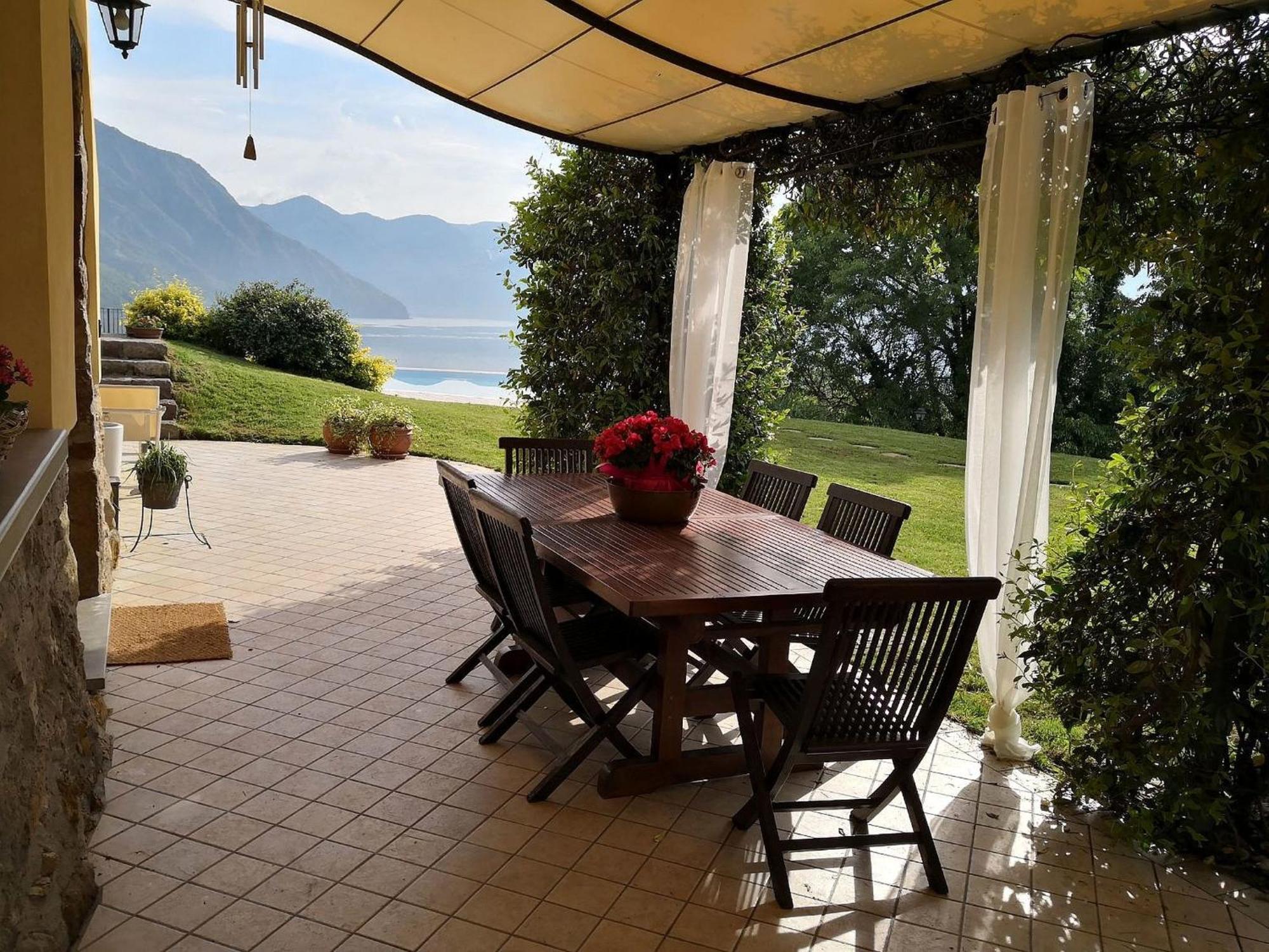 Villa In Pisogne With Pool Garden And Lake View Bagian luar foto