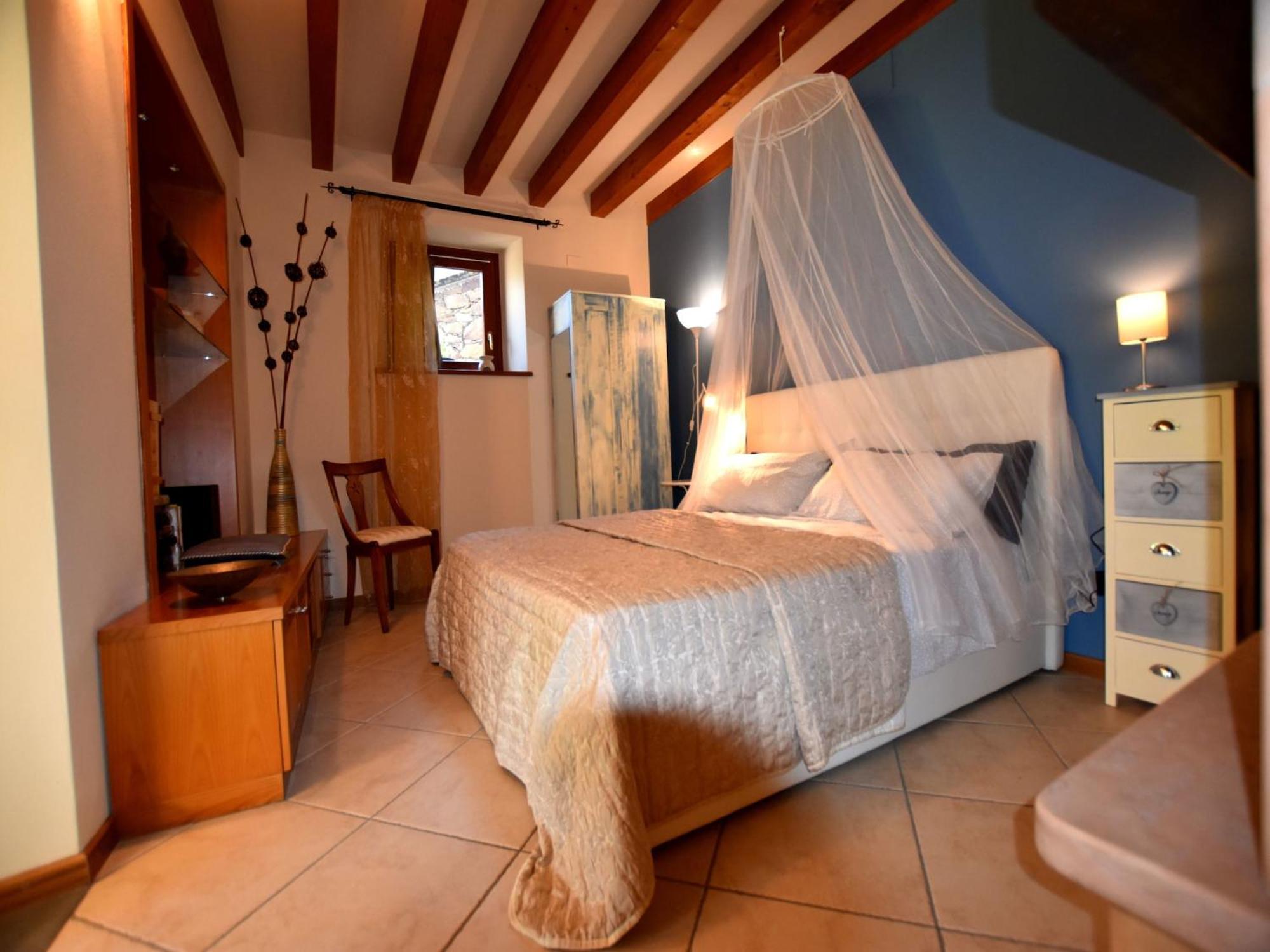 Villa In Pisogne With Pool Garden And Lake View Bagian luar foto