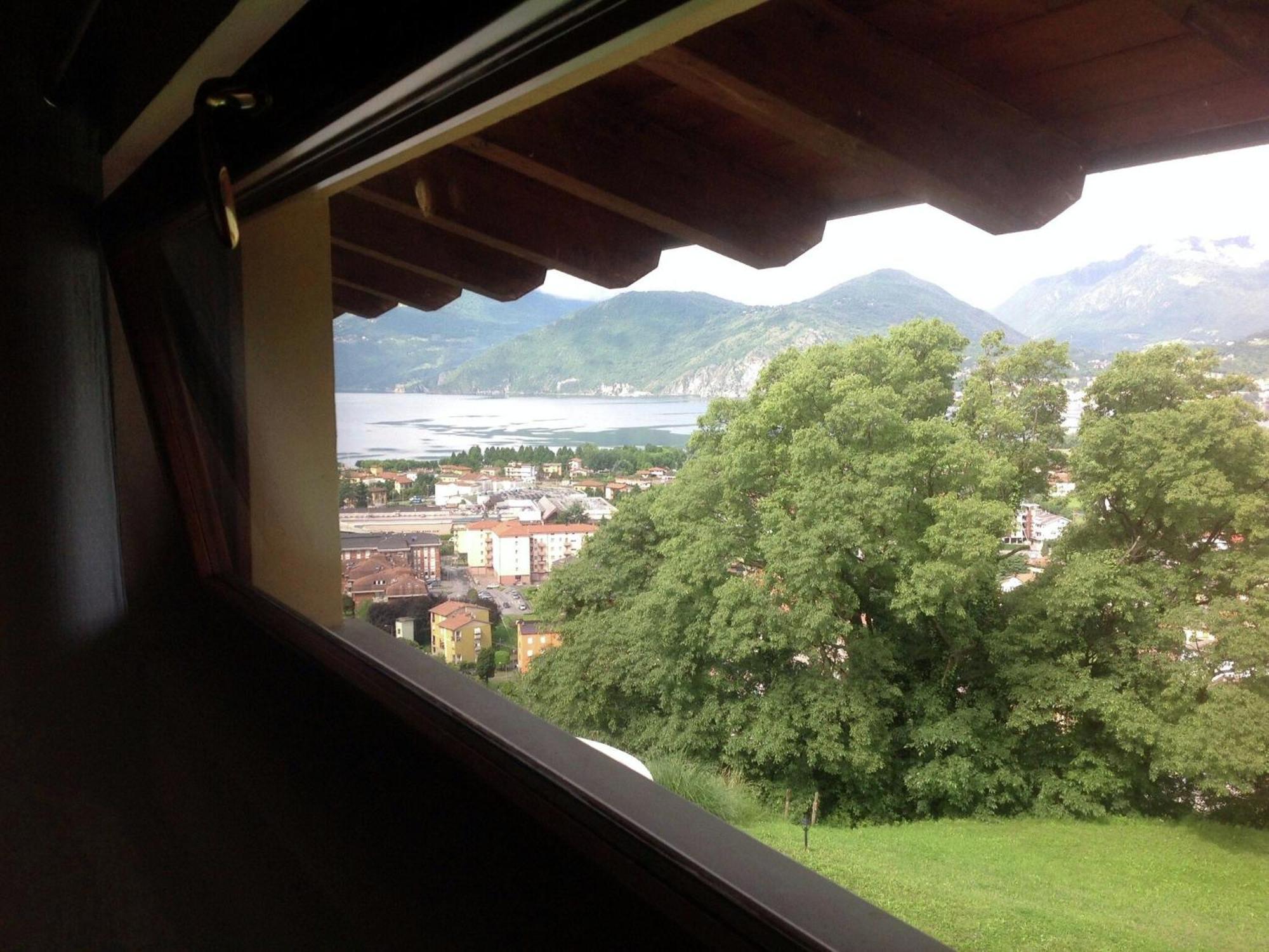Villa In Pisogne With Pool Garden And Lake View Bagian luar foto