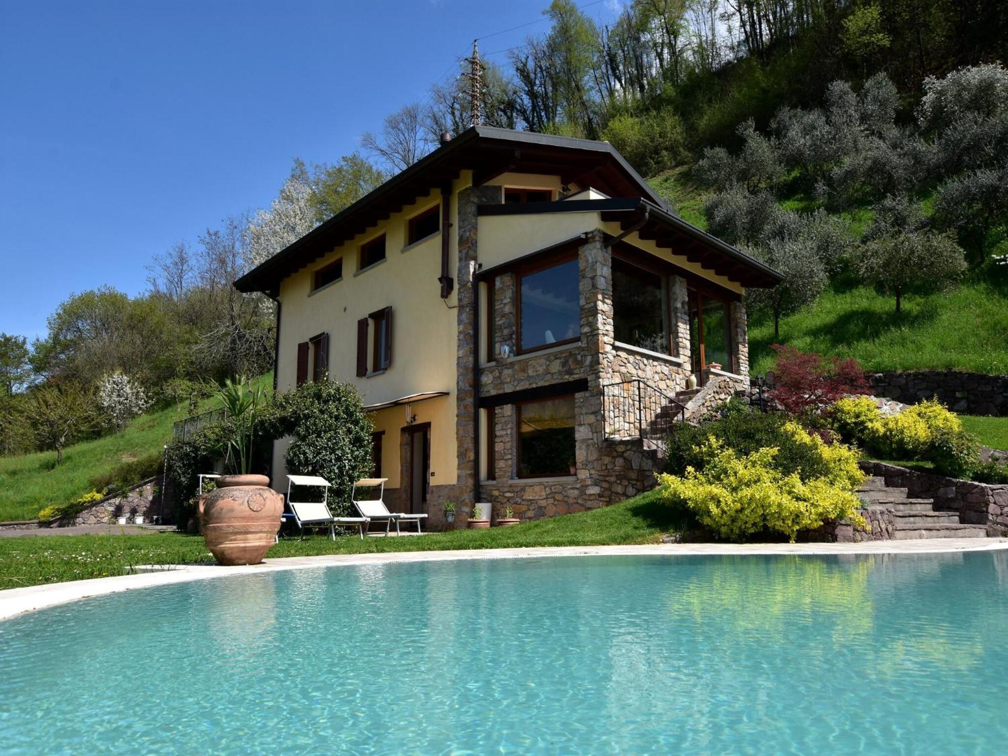 Villa In Pisogne With Pool Garden And Lake View Bagian luar foto