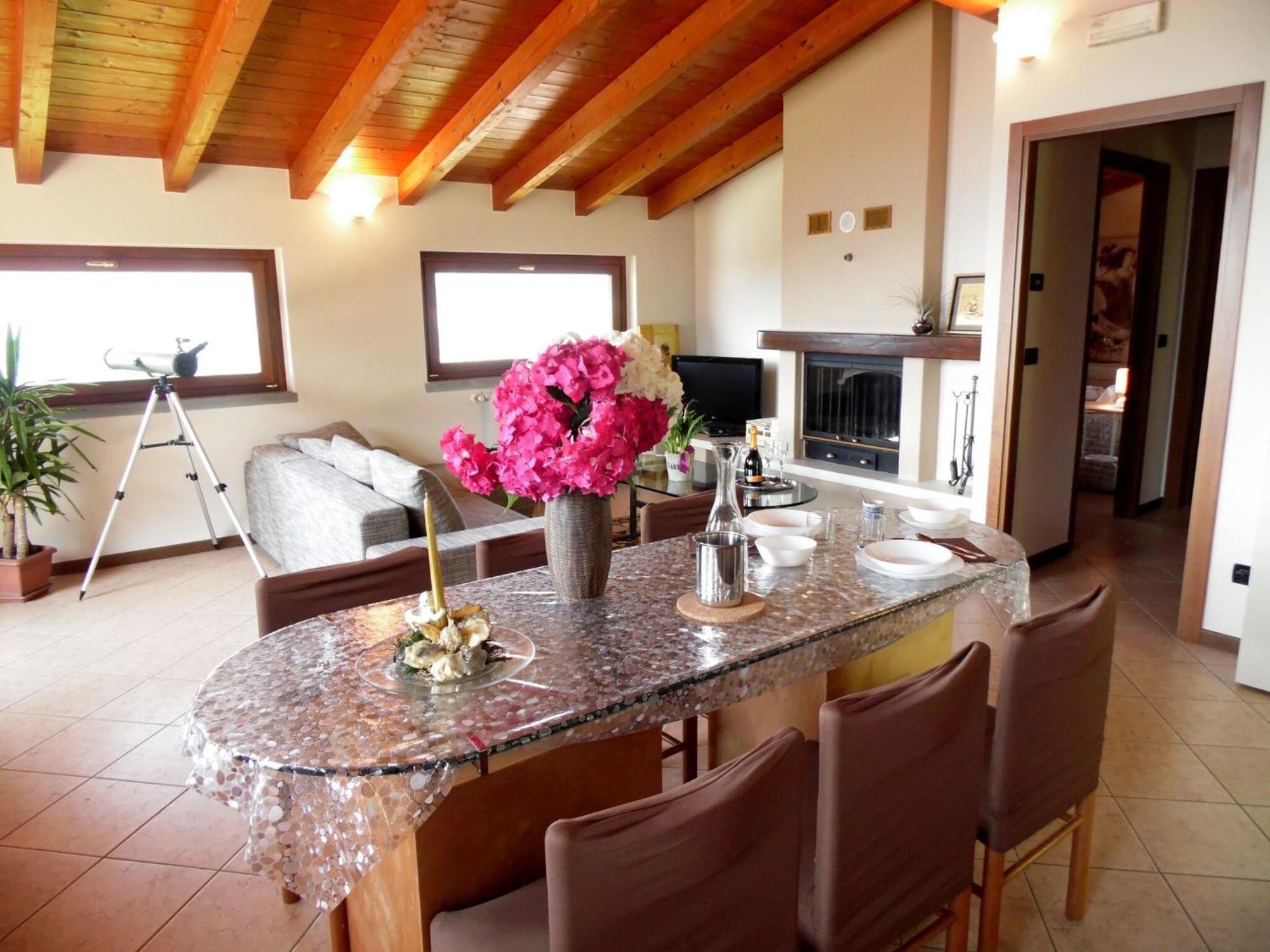 Villa In Pisogne With Pool Garden And Lake View Bagian luar foto