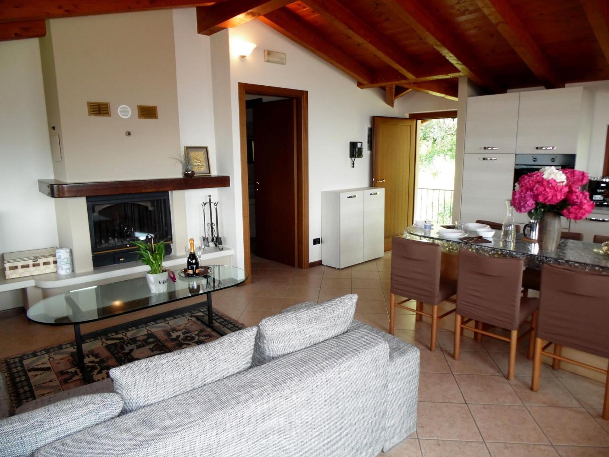 Villa In Pisogne With Pool Garden And Lake View Bagian luar foto
