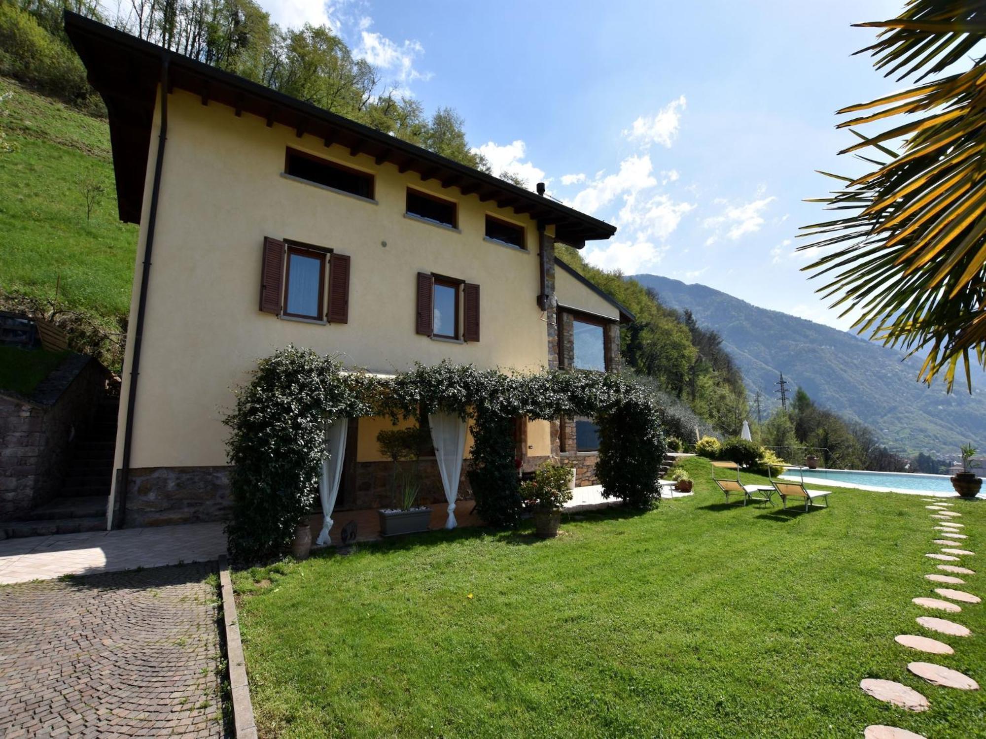 Villa In Pisogne With Pool Garden And Lake View Bagian luar foto